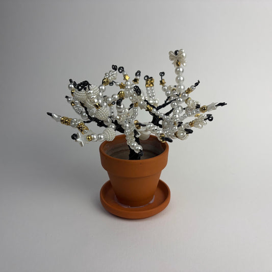 Lebensbaum Perlenbäumchen Schleifen Bonsai Dekoration mit weiß-goldenen Perlen handgemacht